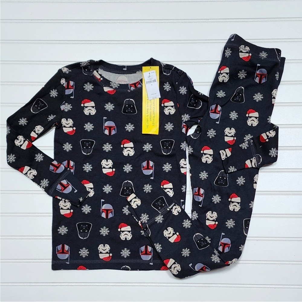GAP x Star Wars Holiday Pajama Set (Size 10)